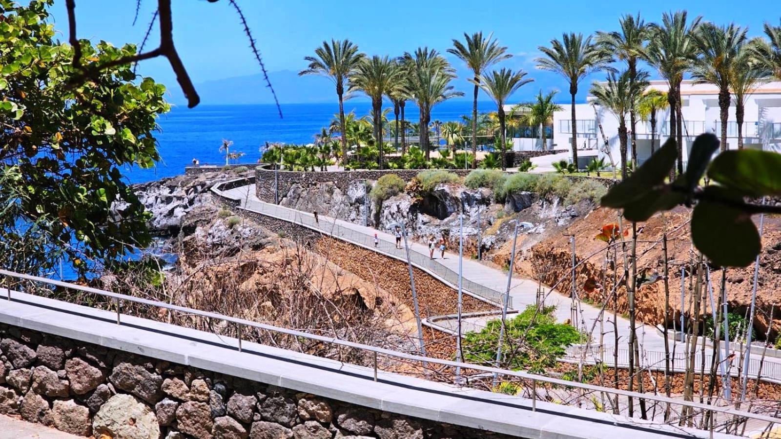 Blue Bay Paradise - Beach Front Apartment With Sea View Playa Paraíso Eksteriør bilde