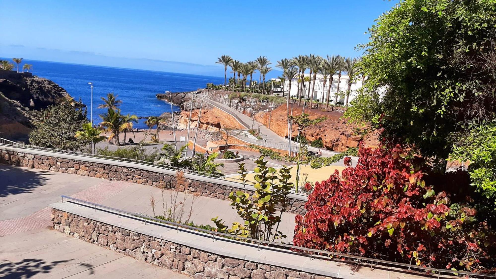 Blue Bay Paradise - Beach Front Apartment With Sea View Playa Paraíso Eksteriør bilde